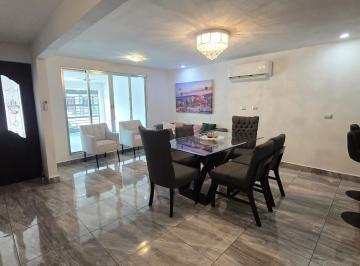 Casa · 243m² · 4 Recámaras · 2 Estacionamientos · Casa en Venta en Residencial con Seguridad Cerca de Costco y Plaza Altabrisa