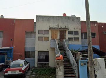 Departamento de 2 habitaciones, Veracruz · Venta Casa San Carlos, Colinas de Santa Fe, Ver. a S F (G M)