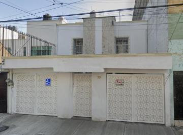 Casa de 3 habitaciones, Iztapalapa · Casa en Venta en El Triunfo, Iztapalapa