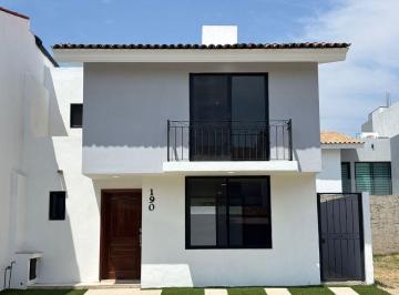 Casa en condominio de 3 habitaciones, Tlajomulco de Zúñiga · Casa Residencial en Renta en Fraccionamiento Nueva Galicia. Coto Coruña