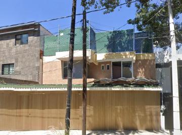 Casa de 4 habitaciones, Guadalajara · Casa en Venta en Col. Jardines del Country Cerca de Av Avila Camacho y Plan de San Luis