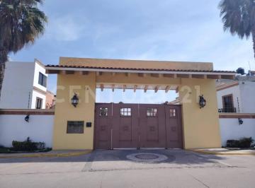 Casa en condominio · 109m² · 3 Recámaras · 2 Estacionamientos · Casa en Renta en Rinconada Tepozotlán