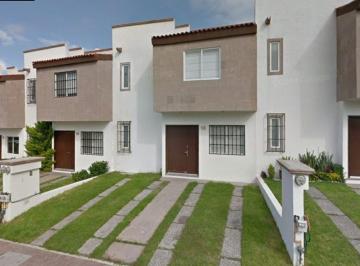 Casa de 3 habitaciones, El Marqués · Casa en Venta en Querétaro
