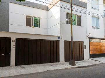 Casa · 295m² · 3 Recámaras · 2 Estacionamientos · Casa en Renta, Narvarte, 3 Recamaras