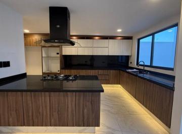 Casa de 4 habitaciones, San Andrés Cholula · Casa en Venta en Parque Aguascalientes Lomas de Angelópolis - Recamara en Planta Baja