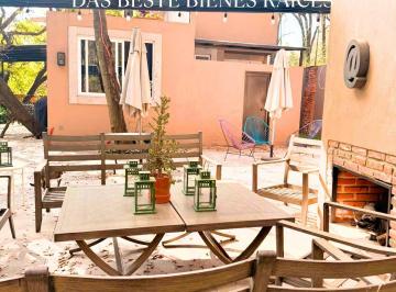 Casa · 150m² · 2 Recámaras · 2 Estacionamientos · Casa en Renta Fincas de Sayavedra