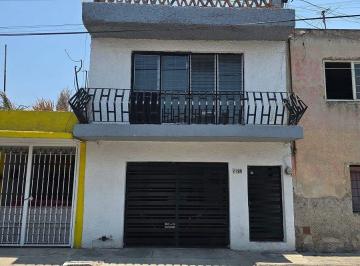 Casa de 4 habitaciones, Guadalajara · Casa en Venta en La Colonia Ferrocarril