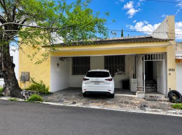 Casa de 2 habitaciones, San Pedro Garza García · Casa en Renta en Lomas Valle