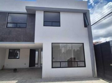 b4d6540d058317c5b62d7de7eacbcbd3a56d2a7af010506d056d87d749d0133b · Casa en Venta Zona Cu