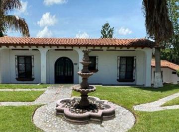 016c8ebad1a2e37acc776108254f1d3c9fb4b5f166eb94f9830514bdf3a80fcf · Casa en Venta Xochitepec, Club de Golf Santa Fe