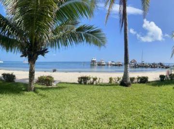 Casa en condominio · 500m² · 5 Recámaras · 3 Estacionamientos · Casa en Venta Ó Renta en Cancún Zona Hotelera
