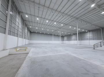 Local comercial · 2385m² · 4 Estacionamientos · Bodega Nueva en Renta Magna Park