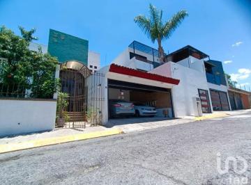 Casa · 243m² · 3 Recámaras · 2 Estacionamientos · Casa en Venta Fraccionamiento San Bernardino Tlaxcalancingo