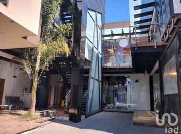 Local comercial · 24m² · Local en Renta Av López Mateos Metepec México