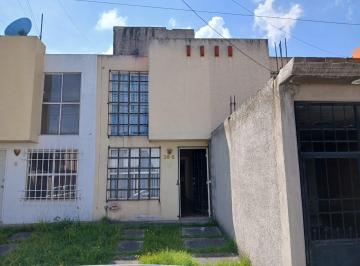 Casa de 3 habitaciones, Toluca · Bonita Casa con Ampliación Salida Rápida Cdmx