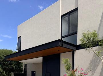 Casa en condominio de 3 habitaciones, Querétaro · Venta Casa Lomas del Campanario Norte