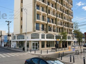 Local comercial · 143m² · Local Pino Suarez Frente a Alameda