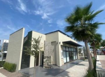Casa de 3 habitaciones, García · Casa de 3 Niveles en Renta Nueva en Altrysa, Dominio Cumbres