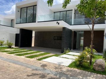 Casa de 4 habitaciones, Mérida · Casa en Privada Soluna Merida Yucatan (Sol8)