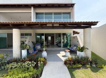 Casa · 123m² · 3 Recámaras · 2 Estacionamientos · Venta de Casas Nuevas con Alberca y Roof Garden en Xochitepec Mor
