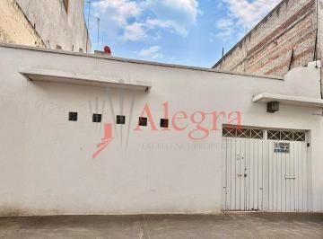 Terreno / Lote · 180m² · Terreno en Doctores