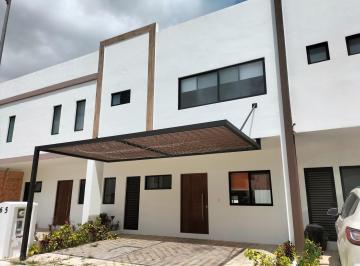 Casa · 3 Recámaras · 3 Estacionamientos · Casa Arbolada