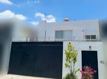 Casa de 3 habitaciones, Villa de Alvarez · ¡Tu Próximo Hogar en Vinimal Te Espera!