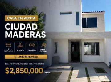 Casa · 125m² · 3 Recámaras · 2 Estacionamientos · Casa Moderna de 3 Recámaras en Ciudad Maderas | Amenidades Premium
