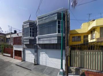 Casa de 4 habitaciones, Iztacalco · Casa en Venta en Playa Tecolutla, Iztacalco