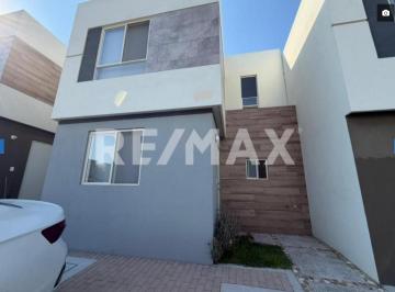 Casa en condominio · 89m² · 3 Recámaras · 2 Estacionamientos · Casa en Rincones del Marqués - (4)