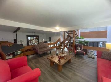 Casa de 3 habitaciones, Coyoacán · Espectacular Casa en Desniveles en Paseos de Taxqueña – Seguridad y Excelente Ubicación.
