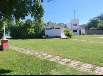 Casa · 533m² · 2 Recámaras · 20 Estacionamientos · Casa de Campo en Venta en Jantetelco Morelos.
