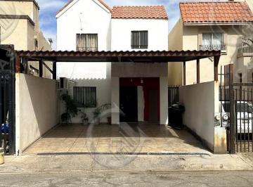 Casa · 110m² · 3 Recámaras · 2 Estacionamientos · Casa en Venta en Residencial Sevilla, Mexicali, Bc