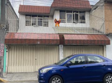 Casa de 3 habitaciones, Iztapalapa · Casa Venta, Colonia Dr. Alfonso Ortíz Tirado, Iztapalapa, Cdmx