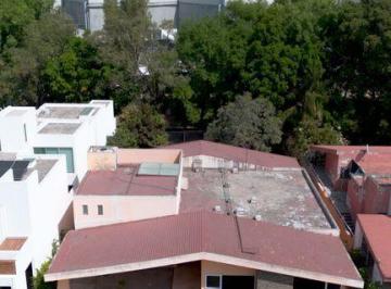 Casa · 432m² · 4 Recámaras · 4 Estacionamientos · Ubicación Inigualable Expo Gdl, Casa Para Remodelar en Coto Privado Club Hípico Gdl