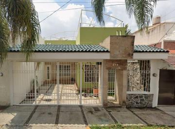 Casa 210m² Venta Chapalita · Se Vende Hermosa Casa en Chapalita, Guadalajara, Excelente Ubicación y Precio Cce*