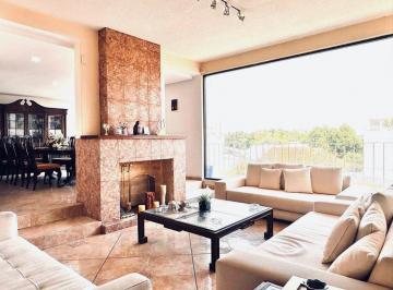 Casa · 457m² · 4 Recámaras · 3 Estacionamientos · Casa en Venta en Club de Golf México, Tlalpan