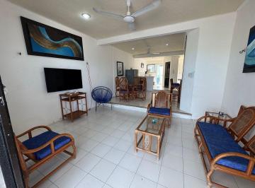 Casa · 133m² · 2 Recámaras · 2 Estacionamientos · Casa en Venta en Chelem, Progreso Yucatán (Eb - Wb4091)