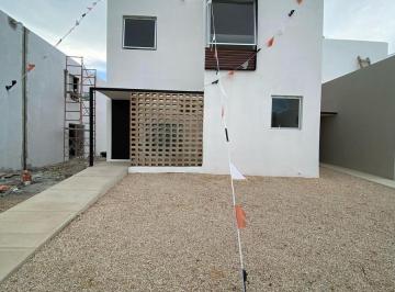 Casa · 84m² · 2 Recámaras · 1 Estacionamiento · Casa en Fraccionamiento Las Palmas