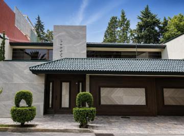 Casa · 600m² · 3 Recámaras · 6 Estacionamientos - Carolina Morales Veana · Casa en Venta Frente Al Club de Golf Las Fuentes