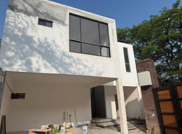 Foto 1 · Casa en Venta, Barro, Santiago, Nuevo León.