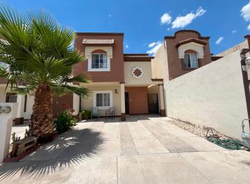 N/A · Venta de Casa en Excelente Ubicacion