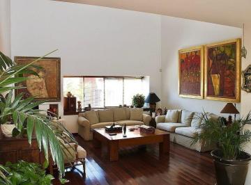 Casa de 4 habitaciones, Zapopan · Casa en Venta de Colinas de San Javier