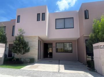 Casa de 4 habitaciones, Querétaro · Casa Venta Altos del Marqués, Virrey de Cataluña III