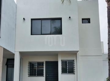 Casa en condominio de 3 habitaciones, Zapopan · Casa en Venta Dentro de Coto en Santa Ana Tepetitlán