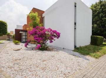 Casa · 480m² · 4 Recámaras · 2 Estacionamientos · Casa Venta, Cluster 222, Lomas de Angelopolis 1, Puebla, Casa en Esquina
