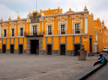 64635f09164fd3f3211cf8db7539ec3e2f1106e0606742e84a97bb2703e3e1fd · Casona Histórica en El Corazón de Puebla