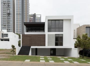 Casa en condominio de 3 habitaciones, Zapopan · Casa a Estrenar en Colinas Virreyes, Cerca de Andares