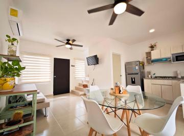 PLANTA BAJA · Casa en Renta de 2 Rec. en Playa del Carmen Amueblada