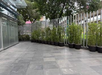 Local comercial · 257m² · 1 Estacionamiento · Local con Terraza Renta a Pie de Calle en Corporativo Benito Juarez 257 m²